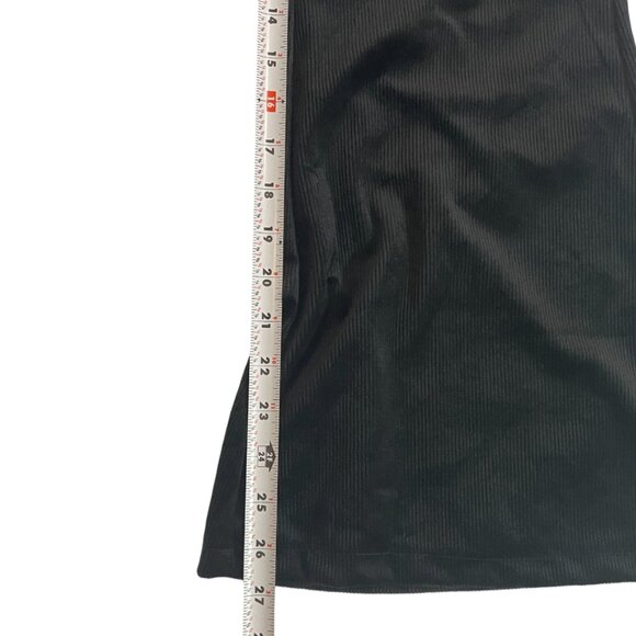 Alishebuy. Women's black soft corduroy pants. Size L. Made in China. - Picture 6 of 8